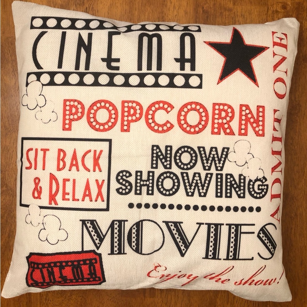 4 Pillows; Inserts Included; Decorative; Retro Movie Themed; Linen Blend; Zip - Picture 8 of 9